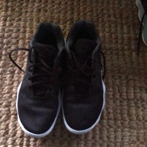 Worn once hyper dunk shoe